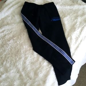 Young Men Aero Joggers new w/o tags